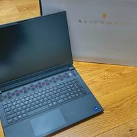 Gaming Laptop Alienware m18 R2