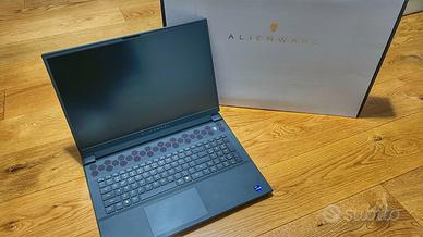 Gaming Laptop Alienware m18 R2