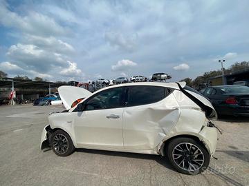 RICAMBI AUTO LANCIA Y2 2011
