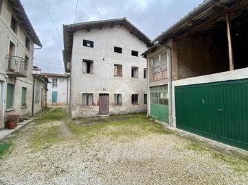 CASA DI CORTE A ISOLA VICENTINA