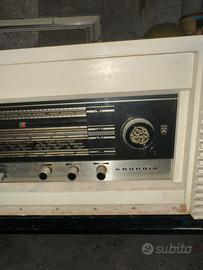 Veccio mobile con radio grunding