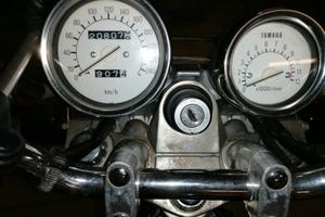 Yamaha Fzx 750