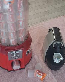 Macchina distributore cialde / capsule caffe'