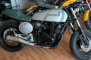 Moto Suzuki GN 250