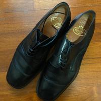 Scarpe stringate nere classiche