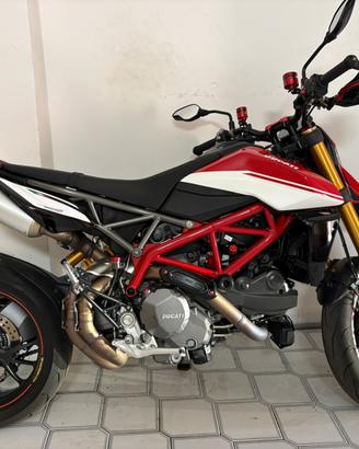 Ducati Hypermotard 950 SP -Depotenziata a libretto