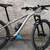 kona  Honso Trail bike