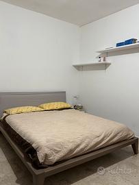 Stanza matrimoniale via marsiglia