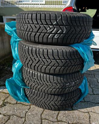 Pirelli Snowcontrol serie 3 185/60 r15 88t M+S