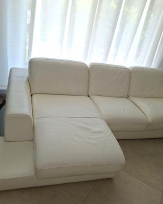 DIVANO IN PELLE BIANCO