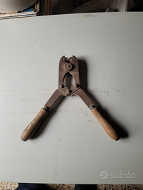 Pinza per sigilli piombo