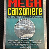 Nuovo Mega Canzoniere 200 testi con accordi