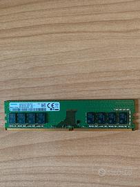 Ssd 8 GB 1RX8 PCA 2400T UA2-11 Samsung per desktop