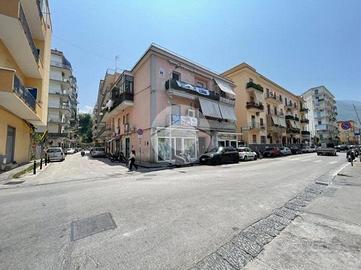3 LOCALI A CASTELLAMMARE DI STABIA