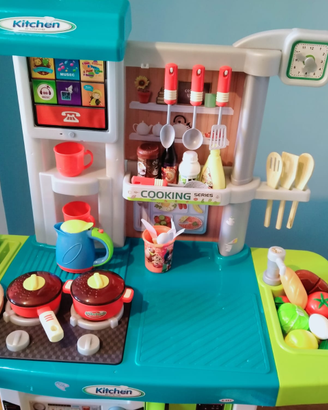 Cucina giocattolo
