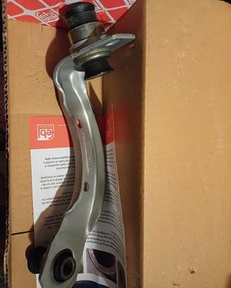 FEBI BILSTEIN 48373 Supporto motore per RENAULT ME