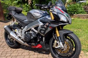 Moto aprilia tuono 1100 rr