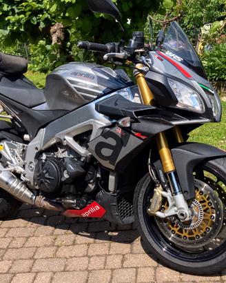 Moto aprilia tuono 1100 rr