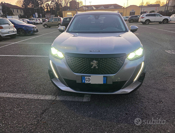 Peugeot 2008 PureTech Turbo 130 EAT8 Allure Pack