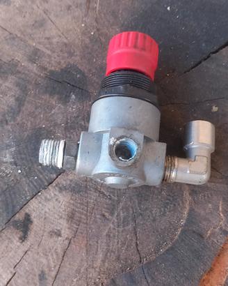 riduttore di pressione per compressore