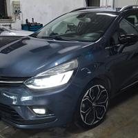 Renault Clio Sporter dCi 8V 90 CV Moschino Intens