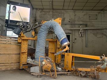 Macchina posa cordoli