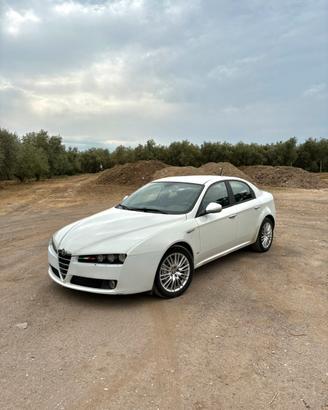Alfa Romeo 159