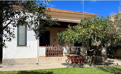 Villetta villino villa mondello vicino al mare