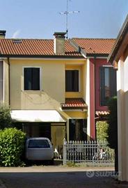 Porzione di casa a Tribano (PD)