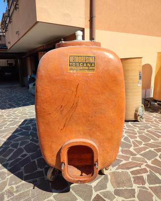 Tino vetroresina per vino