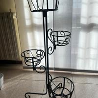 Porta vasi in ferro battuto