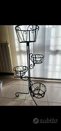 Porta vasi in ferro battuto
