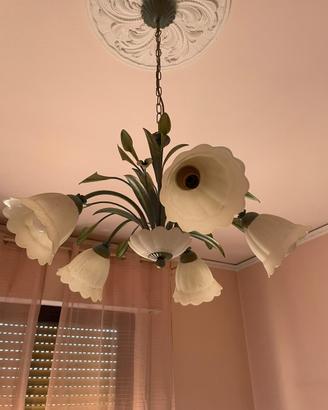 Lampadario in ferro battuto