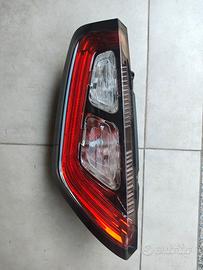 farò posteriore lato guida sin punto evo