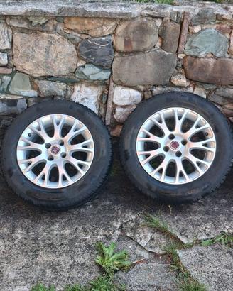 4 gomme 185/65 R15 e 4 cerchi lega 15" Fiat