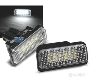 LUCI TARGA A LED MERCEDES W211 W219 R171 W203 KOMB