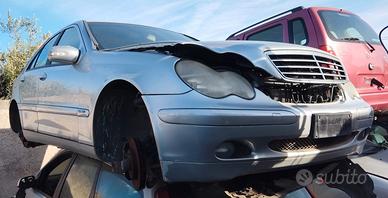 Ricambi MERCEDES CLASSE C 220 2.2 diesel anno 2002