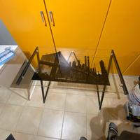 Scrivania trasparente