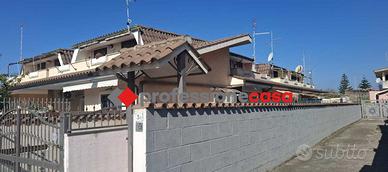 Villa a schiera Pomezia [PC1176VRG]