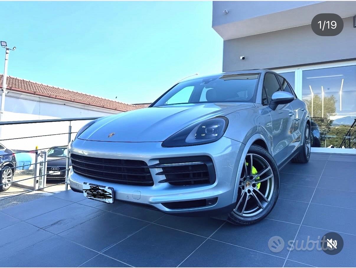 PORSCHE Cayenne 3ªs.'17-->