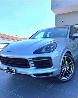 Porsche cayenne 2021