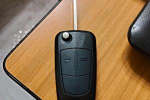 Guscio chiave Opel – nuovo, completo di parti inte