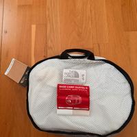 The north face duffle bag S
