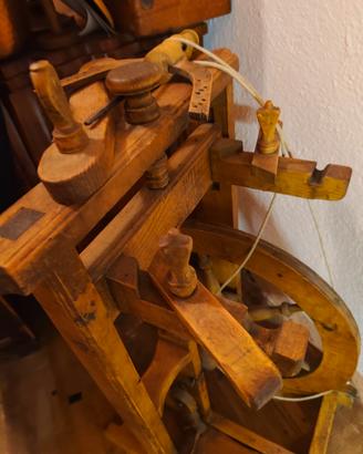 arcolaio antico in legno