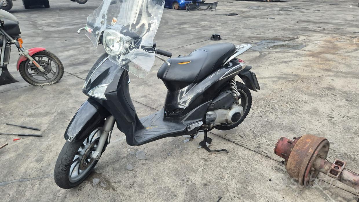 Parafango liberty 125 Accessori e ricambi moto originali