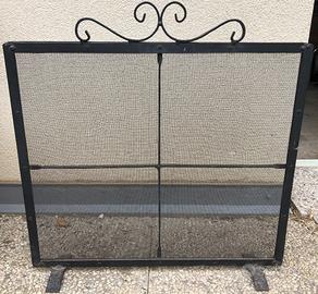 griglia protettiva per camino