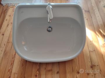 lavabo Ideal standard con miscelatore zucchetti 