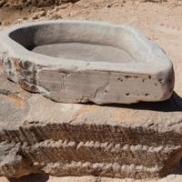 Pilozza/Vasca in Pietra Leccese Rustica da Esterno