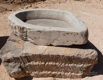 Pilozza/Vasca in Pietra Leccese Rustica da Esterno