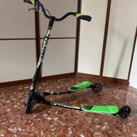 Monopattino Funbee a tre ruote